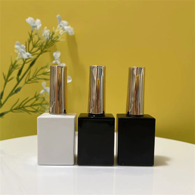 Pequeñas botellas 12ml 15ml del esmalte de uñas del casquillo plástico vacío con el cepillo