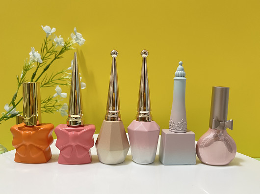 el esmalte de uñas de la botella de vidrio de 12ml 15ml acepta 200pcs